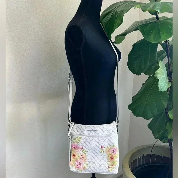 Franco Sarto Women’s Monogram Floral White Vegan Crossbody Purse Bag Wedding - Picture 13 of 16